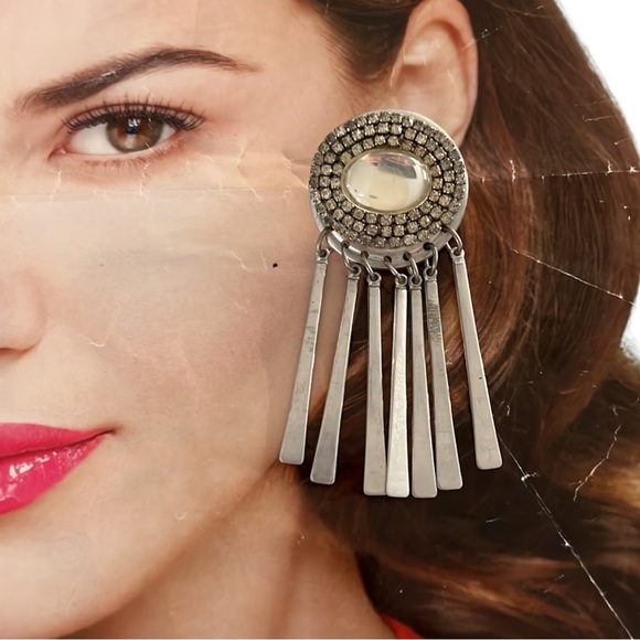 VINTAGE EARRINGS 70s clip long rhinestone moonstone tassel metal silver dangly - Picture 10 of 10